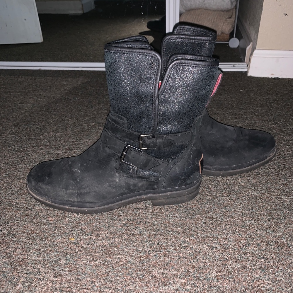 Ugg rain boots